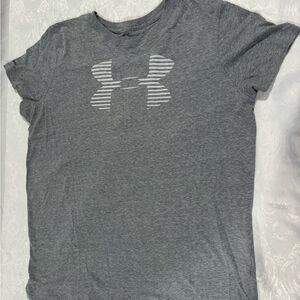 Under Armour Heather Gray Tee with Logo no tag size large woman’s